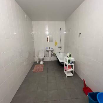 Сдается 2-х комнатная квартира, 74 м²