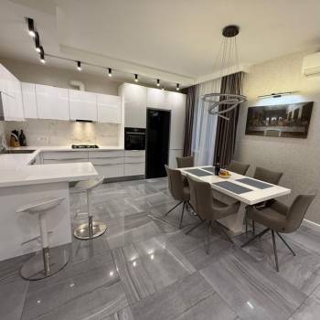 Продается Многокомнатная квартира, 127,5 м²