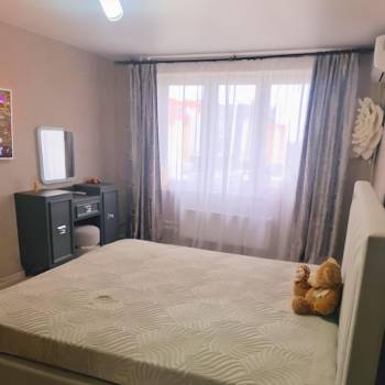 Сдается 1-комнатная квартира, 42 м²