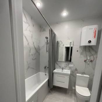 Продается 1-комнатная квартира, 40 м²