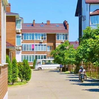 Продается 1-комнатная квартира, 42,4 м²