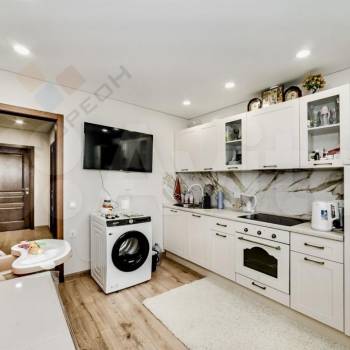 Продается 2-х комнатная квартира, 60 м²