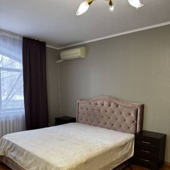 Сдается Многокомнатная квартира, 90 м²