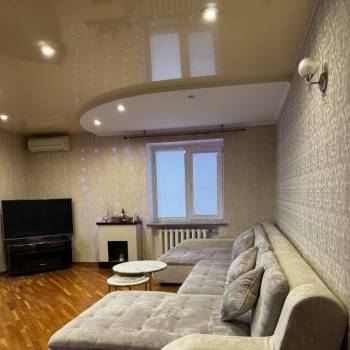 Сдается Многокомнатная квартира, 90 м²