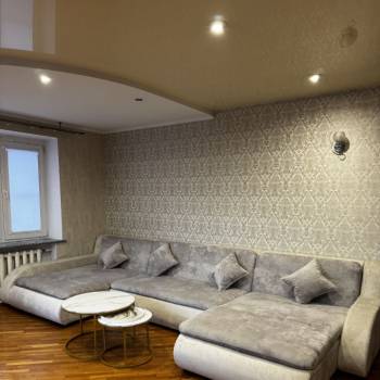 Сдается Многокомнатная квартира, 90 м²