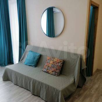 Сдается 1-комнатная квартира, 40 м²