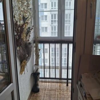 Продается 1-комнатная квартира, 37 м²