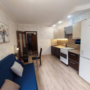 Сдается 1-комнатная квартира, 43 м²