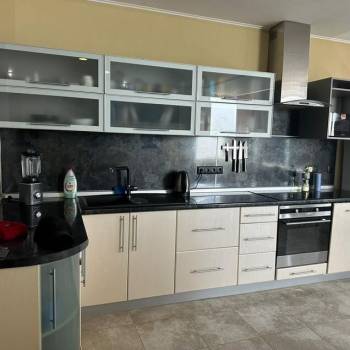 Продается 1-комнатная квартира, 43,3 м²