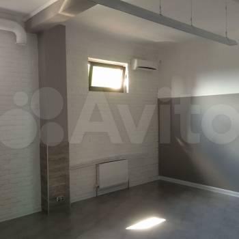 Сдается Нежилое помещение, 209,8 м²