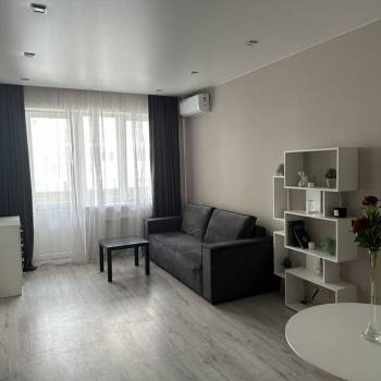 Сдается 2-х комнатная квартира, 42 м²