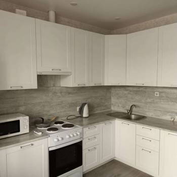 Сдается 1-комнатная квартира, 39 м²