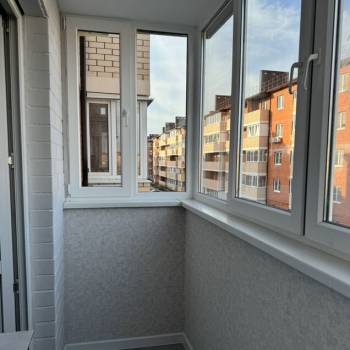 Продается 1-комнатная квартира, 36 м²