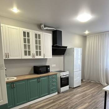 Сдается 1-комнатная квартира, 43 м²