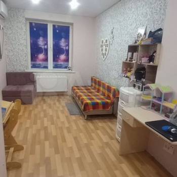 Продается 1-комнатная квартира, 29,6 м²
