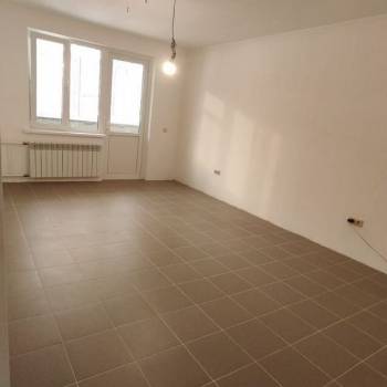 Продается 1-комнатная квартира, 33 м²