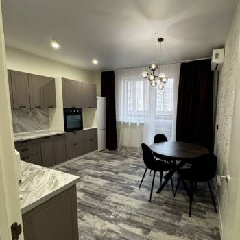 Сдается Многокомнатная квартира, 69,3 м²