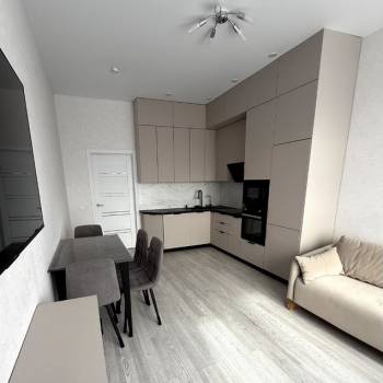 Сдается 2-х комнатная квартира, 70 м²