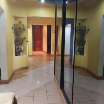 Продается Многокомнатная квартира, 140 м²