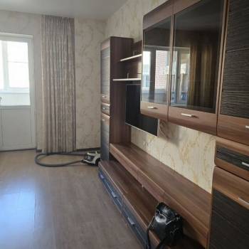 Сдается 2-х комнатная квартира, 81 м²