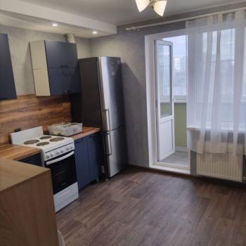 Продается 1-комнатная квартира, 40,7 м²