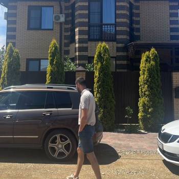 Продается Дом, 180 м²