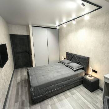 Сдается 2-х комнатная квартира, 75 м²