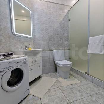Продается 1-комнатная квартира, 50 м²