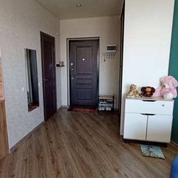 Продается 1-комнатная квартира, 42,9 м²