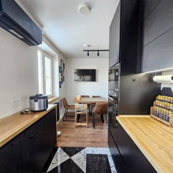 Продается 3-х комнатная квартира, 62 м²