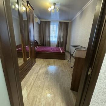 Продается 1-комнатная квартира, 35 м²