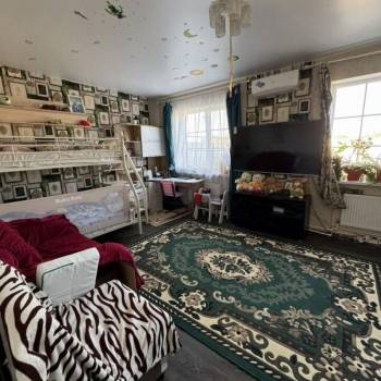 Продается Дом, 185 м²