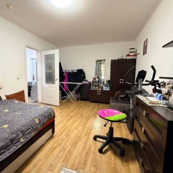 Продается 1-комнатная квартира, 37,8 м²