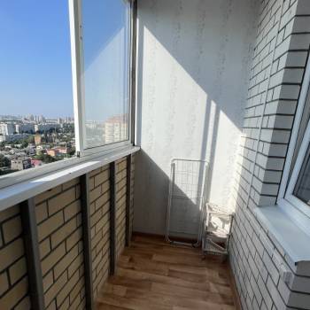 Продается 1-комнатная квартира, 36 м²