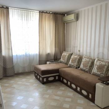 Сдается 1-комнатная квартира, 38 м²