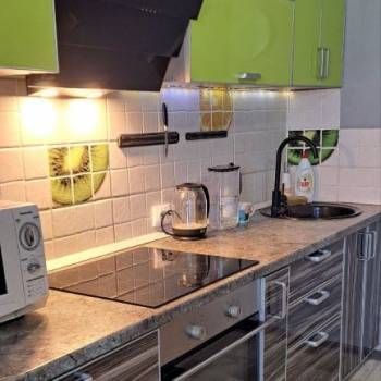 Продается 1-комнатная квартира, 42 м²