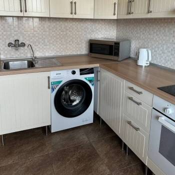 Продается 1-комнатная квартира, 37 м²