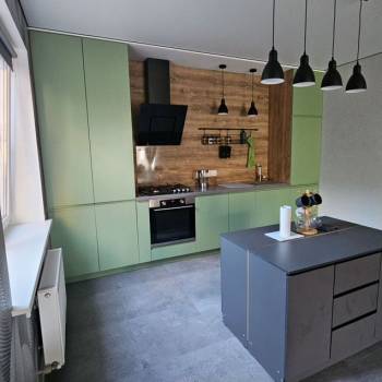 Продается Многокомнатная квартира, 120 м²