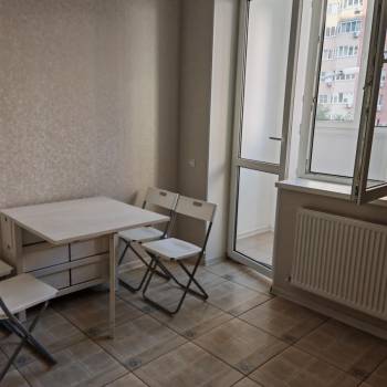 Сдается 1-комнатная квартира, 41 м²