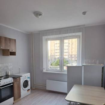 Сдается 1-комнатная квартира, 38 м²