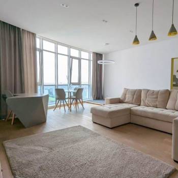 Продается 3-х комнатная квартира, 133 м²