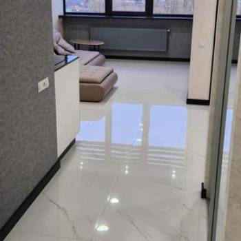 Продается 1-комнатная квартира, 60 м²