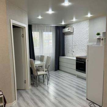 Сдается 2-х комнатная квартира, 40 м²