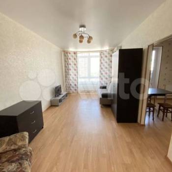 Сдается 1-комнатная квартира, 44 м²