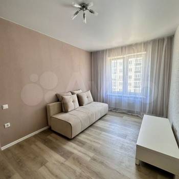 Сдается 1-комнатная квартира, 43,2 м²