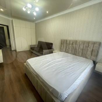 Сдается 1-комнатная квартира, 42 м²