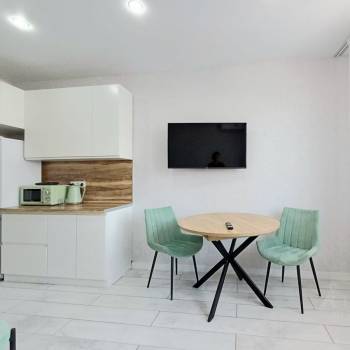 Продается 1-комнатная квартира, 24,7 м²