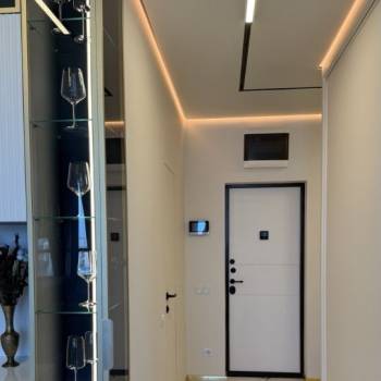 Продается 1-комнатная квартира, 50 м²