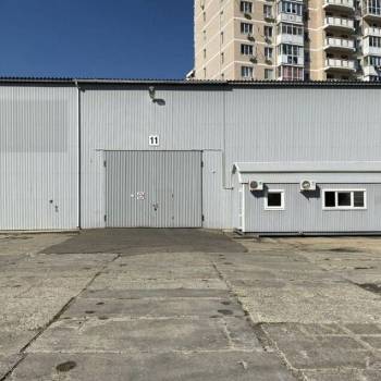 Сдается Нежилое помещение, 255 м²