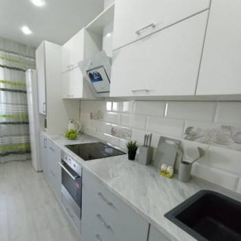 Сдается 1-комнатная квартира, 43 м²